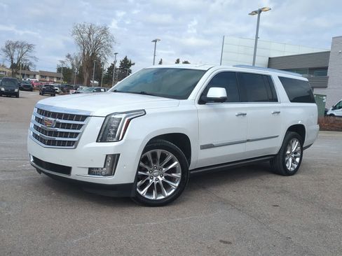 Used 2020 Cadillac Escalade ESV Premium Luxury w/ LPO, Radiant Package image 1