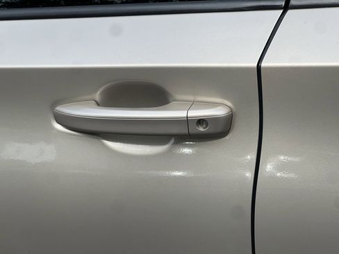 Used 2018 Honda Accord LX image 28