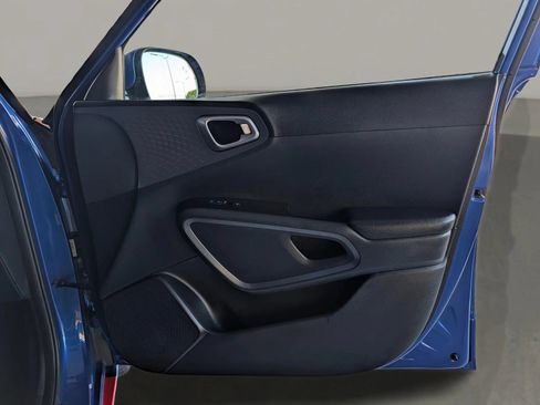 Used 2021 Kia Soul GT-Line FWD image 17