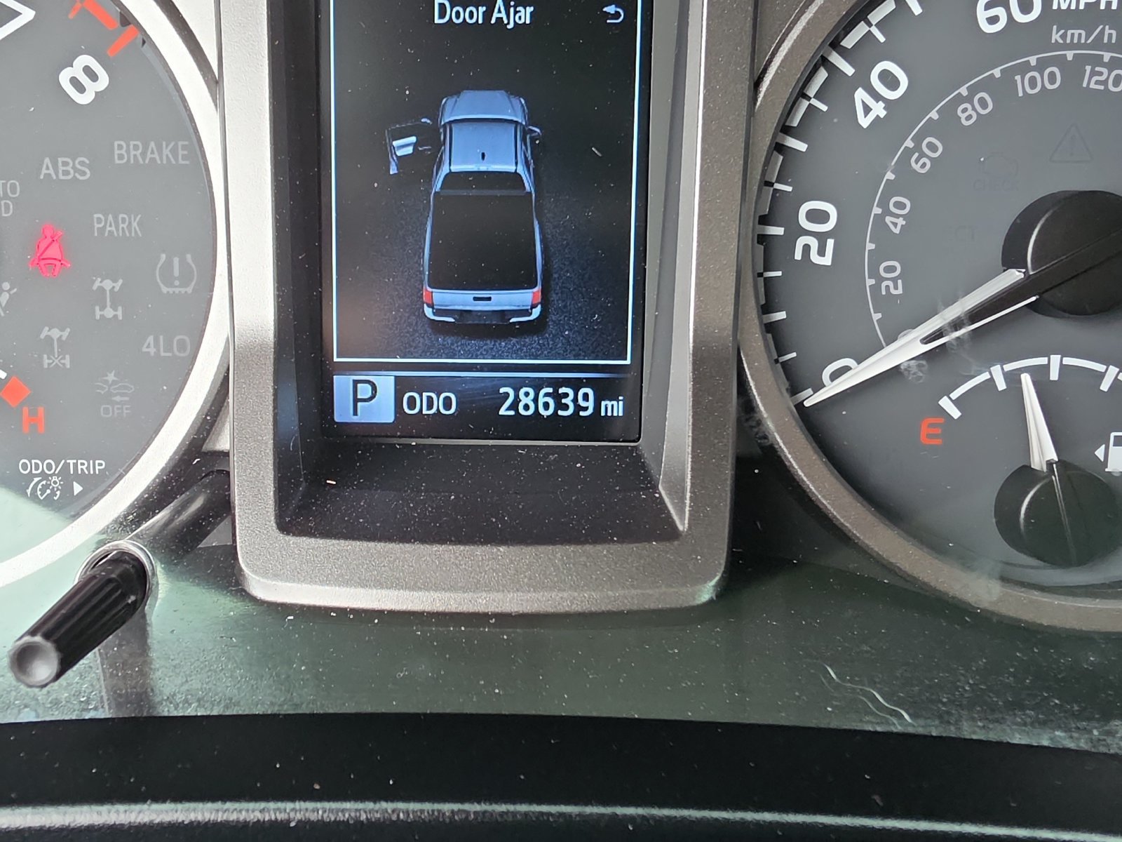 Used 2022 Toyota Tacoma SR5 RWD image 25