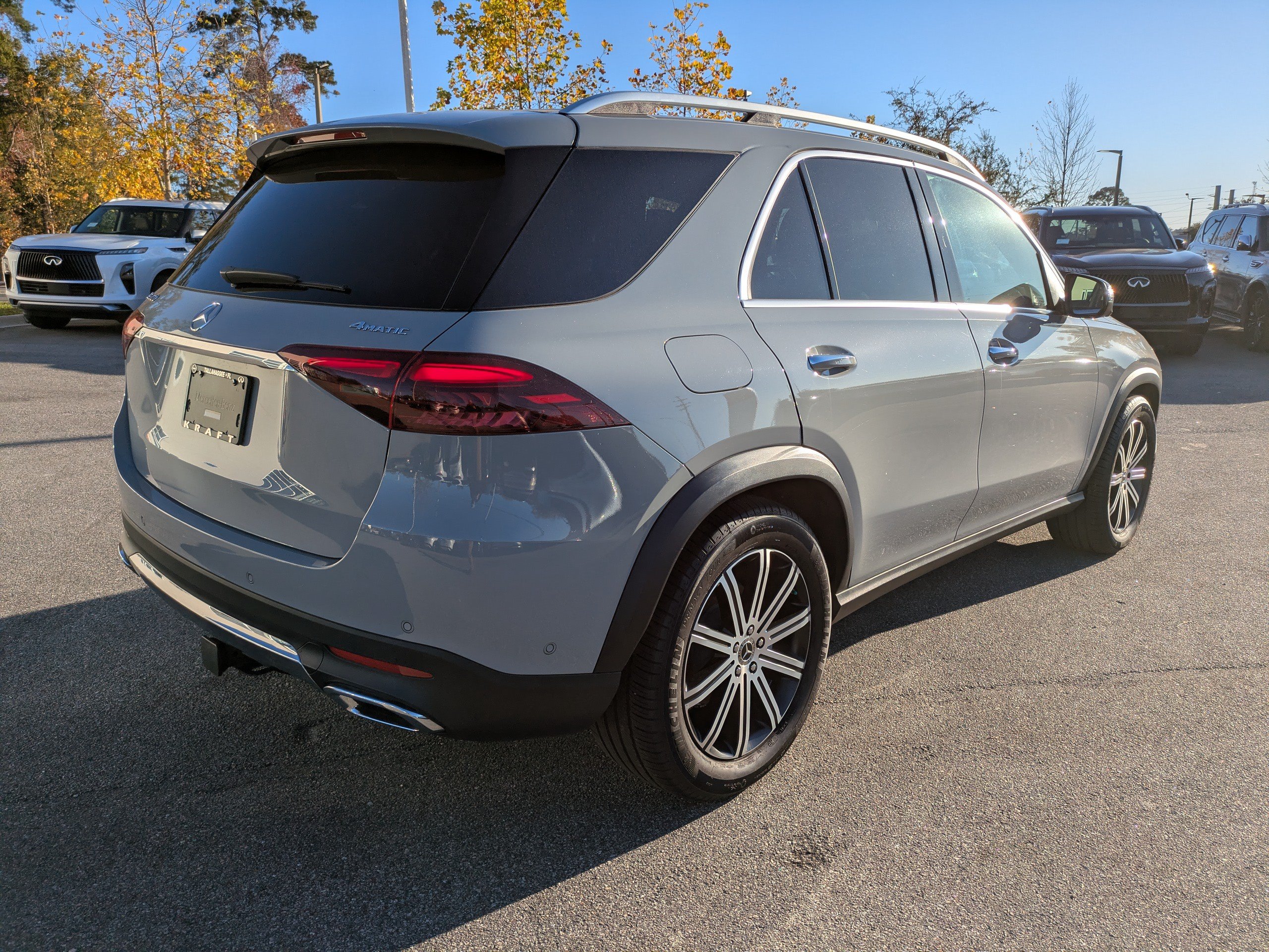 Used 2024 Mercedes-Benz GLE 350 4MATIC image 4