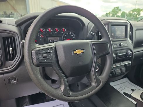 Used 2024 Chevrolet Silverado 1500 W/T w/ WT Value Package AWD/4WD image 9