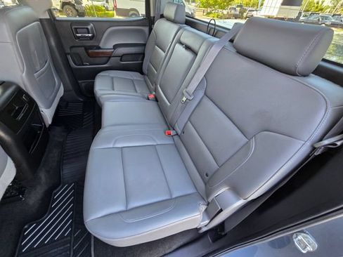 Used 2015 GMC Sierra 1500 SLT w/ SLT Crew Cab Value Package RWD image 22