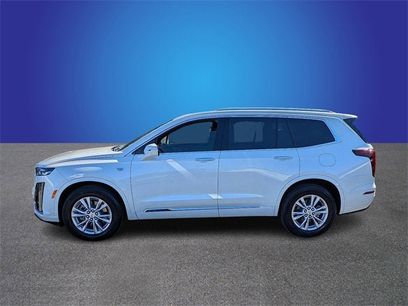 New 2025 Cadillac XT6 Luxury