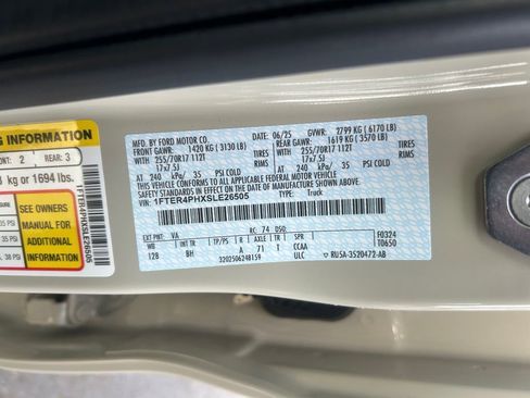 Used 2025 Ford Ranger XL image 34