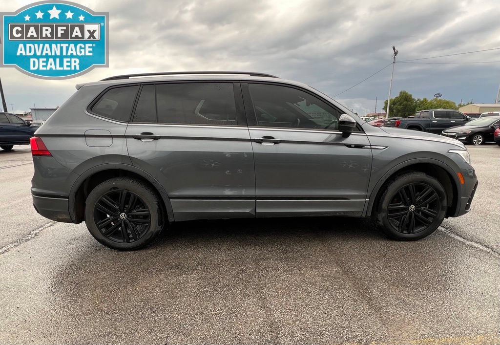 Used 2022 Volkswagen Tiguan SE R-Line AWD/4WD image 7