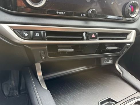 Used 2023 Lexus RX 350 AWD image 35