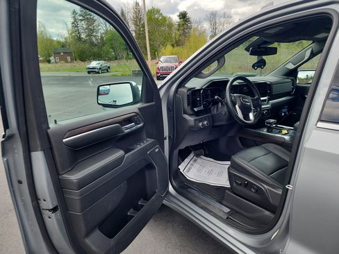 Certified 2024 GMC Sierra 1500 SLT w/ SLT Convenience Package AWD/4WD image 10