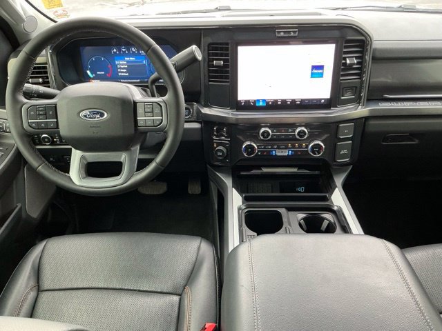 Used 2025 Ford F350 Lariat AWD/4WD image 22
