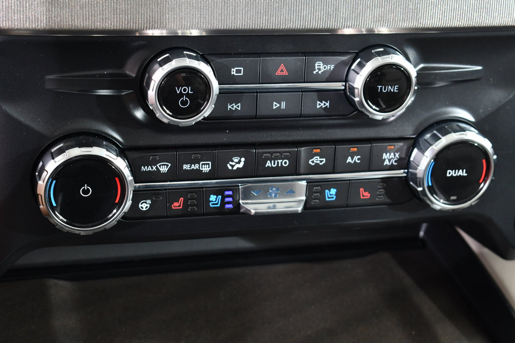 New 2026 Ford F350 Platinum w/ Platinum Plus Package AWD/4WD image 29