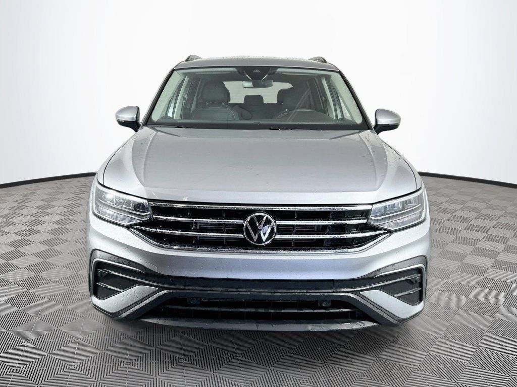 Used 2023 Volkswagen Tiguan S FWD image 3
