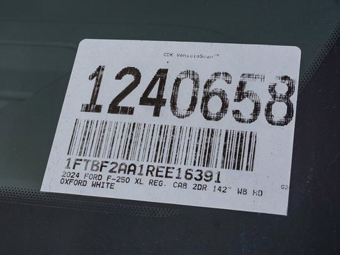 New 2024 Ford F250 XL w/ XL Chrome Package image 26