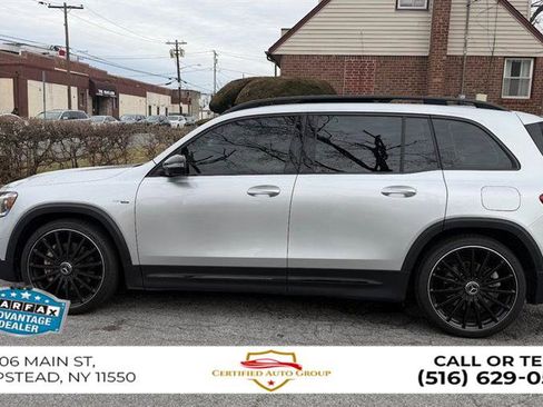 Used 2022 Mercedes-Benz GLB 35 AMG image 5