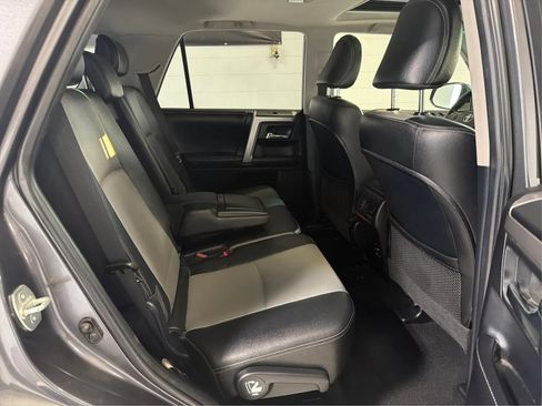 Used 2014 Toyota 4Runner SR5 Premium RWD image 15