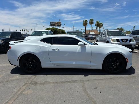 Used 2016 Chevrolet Camaro SS RWD image 10