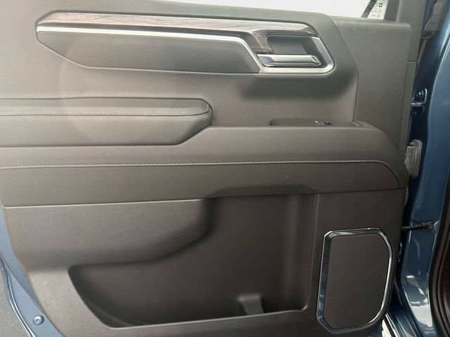 Used 2024 Chevrolet Silverado 1500 LTZ w/ Technology Package AWD/4WD image 11