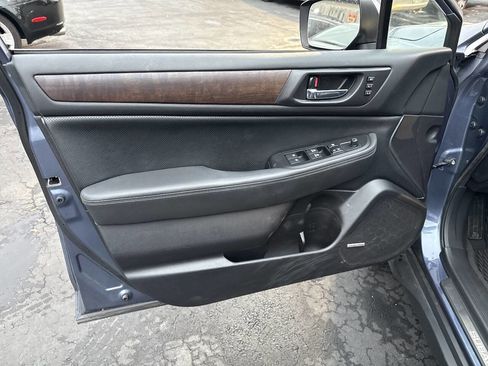 Used 2016 Subaru Outback 2.5i Limited image 15
