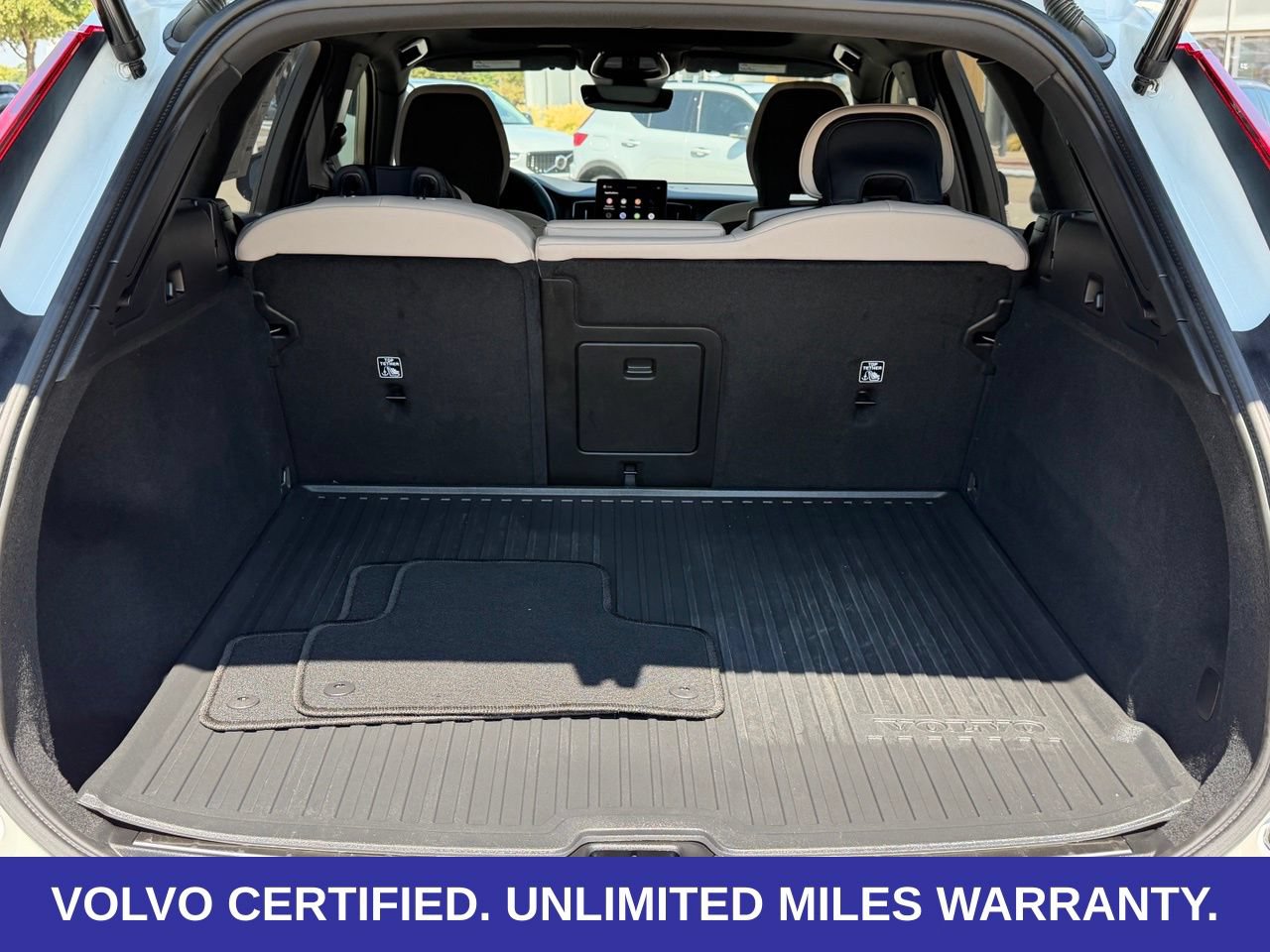 Certified 2026 Volvo XC60 B5 Plus AWD/4WD image 31