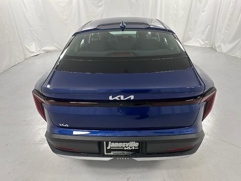 New 2025 Kia K4 LXS image 4