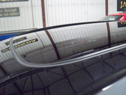 Used 2022 Volvo XC60 B5 Momentum image 5