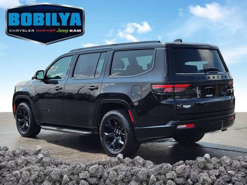 Used 2024 Jeep Wagoneer Series II AWD/4WD image 4