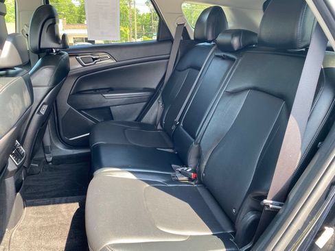 Used 2023 Kia Sportage EX FWD image 16