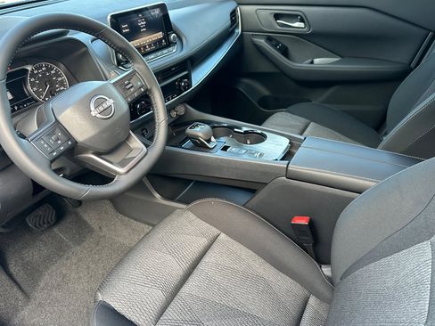 New 2026 Nissan Rogue SV image 10