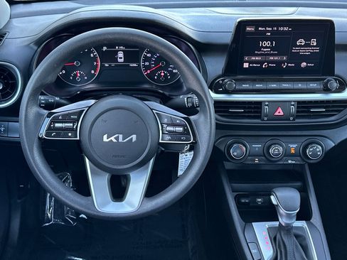 Used 2023 Kia Forte LXS image 14