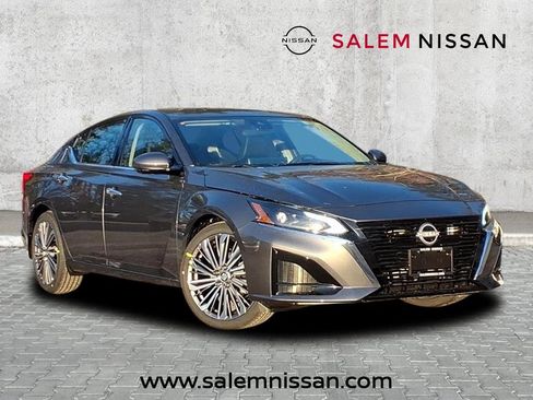 New 2025 Nissan Altima 2.5 SL image 1
