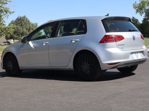 Used 2015 Volkswagen e-Golf Limited Edition FWD image 7