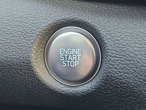 Used 2023 Hyundai Santa Fe XRT image 16