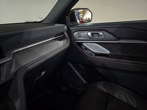 New 2026 Ford Explorer Platinum w/ LUX Leather Package image 35