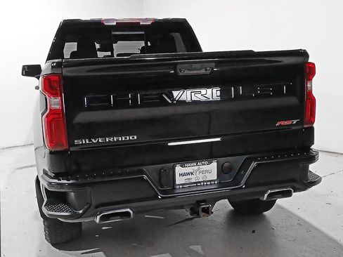 Used 2024 Chevrolet Silverado 1500 RST w/ Convenience Package II AWD/4WD image 5