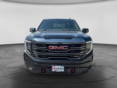 Used 2023 GMC Sierra 1500 AT4 w/ AT4 Premium Package