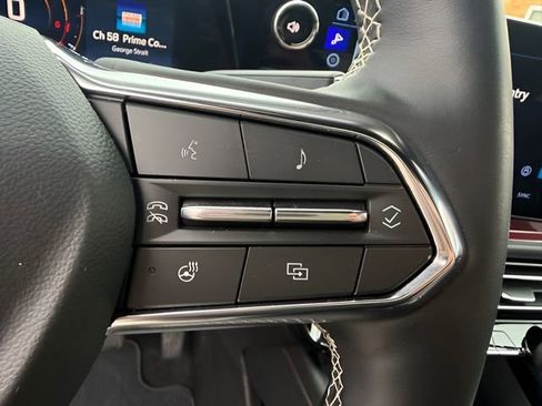 Used 2024 Chevrolet Traverse Z71 AWD/4WD image 39