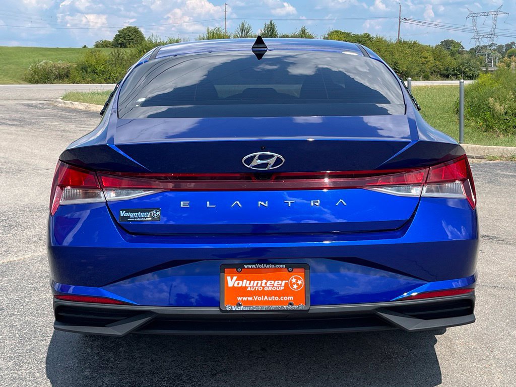 Used 2023 Hyundai Elantra SEL FWD image 7