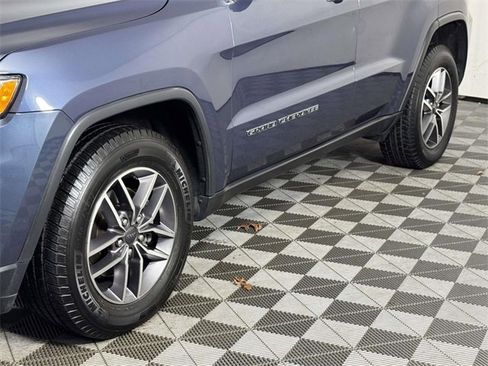 Used 2020 Jeep Grand Cherokee Limited image 13