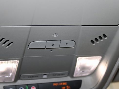 Certified 2022 Cadillac XT4 Luxury w/ Cold Weather Package image 27