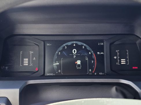 Used 2025 Toyota Tacoma SR5 RWD image 13
