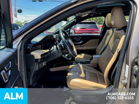 Used 2021 Lincoln Corsair Reserve FWD image 11