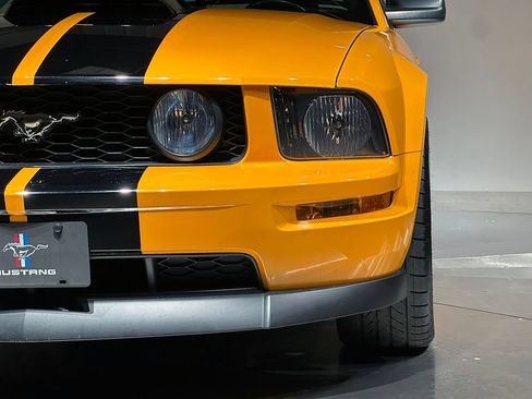 Used 2007 Ford Mustang GT RWD image 4