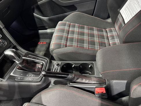 Used 2017 Volkswagen GTI S image 76