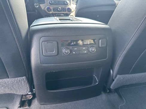 Used 2020 GMC Yukon XL Denali AWD/4WD image 33