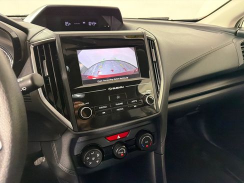 Used 2019 Subaru Crosstrek 2.0i AWD/4WD image 16