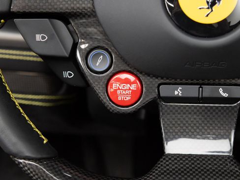 Certified 2021 Ferrari F8 Tributo RWD image 91