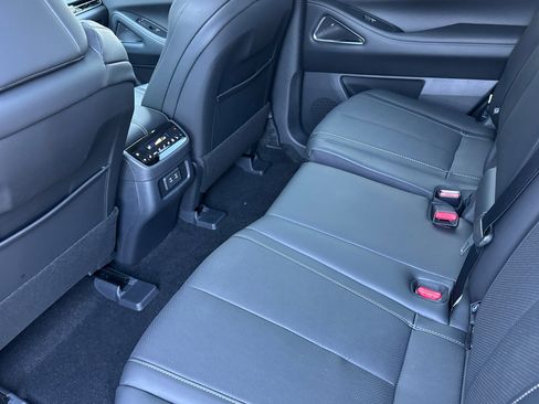 New 2026 INFINITI QX60 Luxe w/ Cargo Package image 12