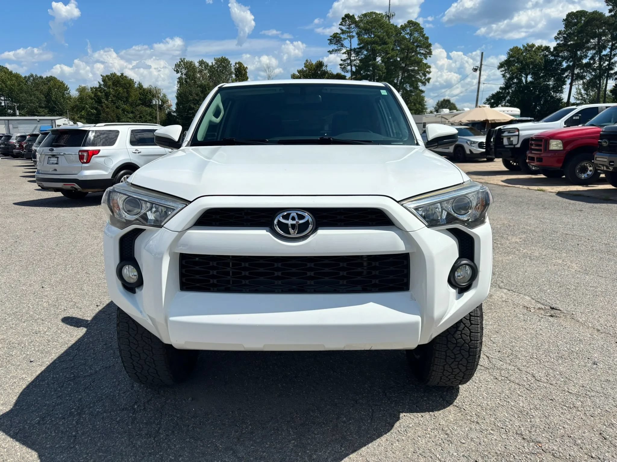 Used 2016 Toyota 4Runner SR5 AWD/4WD image 8