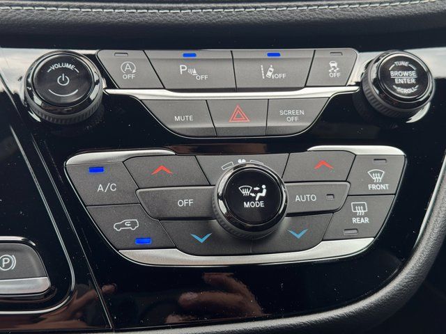 New 2027 Chrysler Pacifica Select AWD/4WD image 36