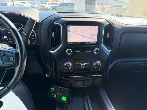 Used 2020 GMC Sierra 2500 AT4 w/ AT4 Premium Package AWD/4WD image 11