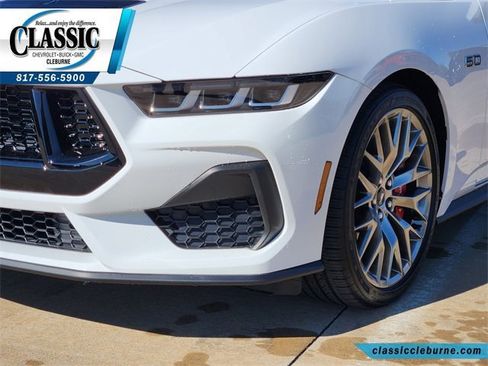 Used 2024 Ford Mustang GT Premium image 8